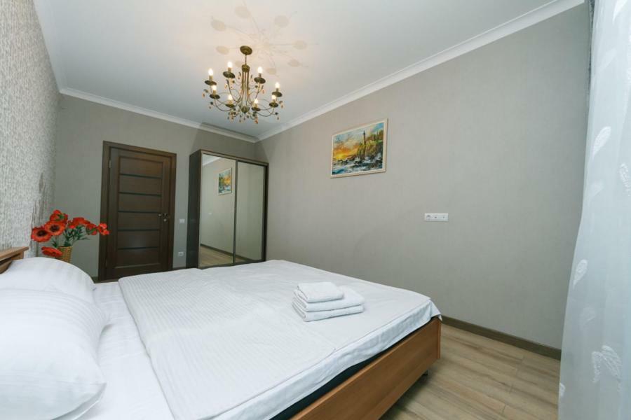 Apartmant In Kpi З Двома Спальнями Kijów Zewnętrze zdjęcie